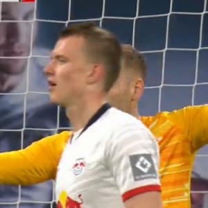  乌迪内斯锋线全面开花，多点开花击溃对手